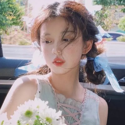 蕾丝炸弹